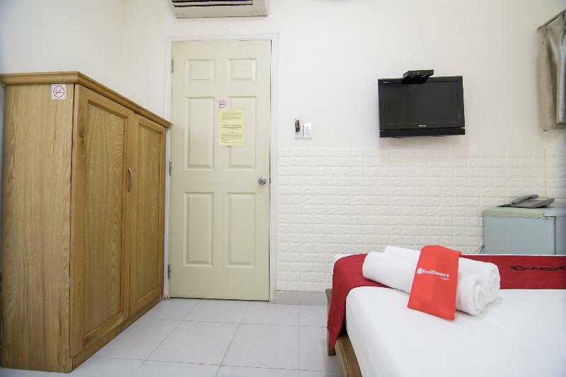 Reddoorz @ Pham Ngu Lao Street 3 Hotell Ho Chi Minh-staden Exteriör bild