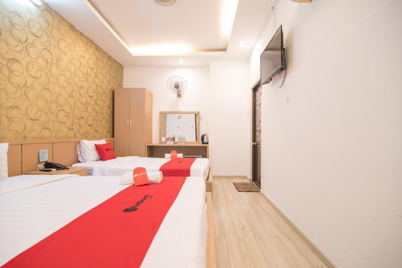 Reddoorz @ Pham Ngu Lao Street 3 Hotell Ho Chi Minh-staden Exteriör bild