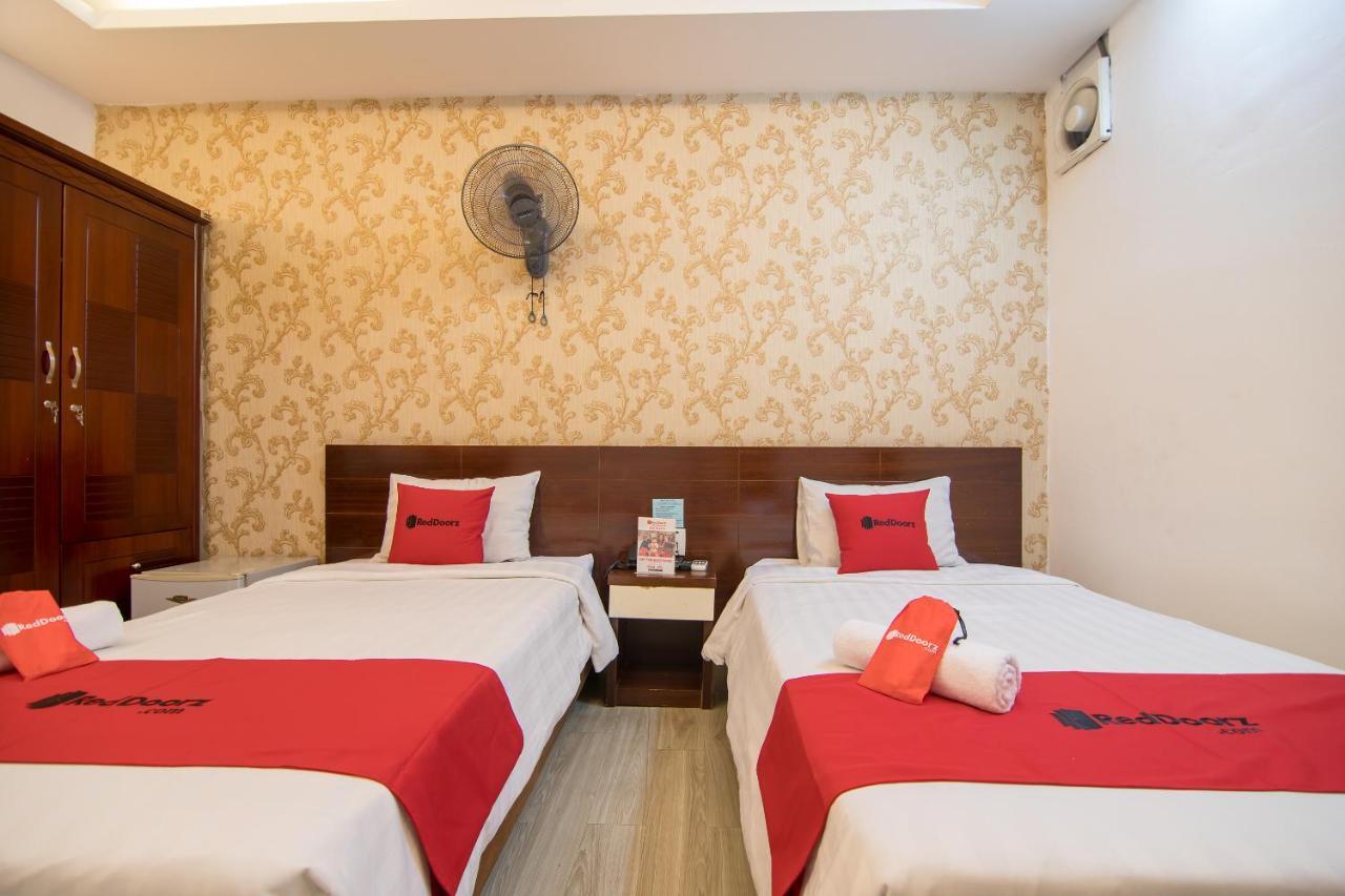 Reddoorz @ Pham Ngu Lao Street 3 Hotell Ho Chi Minh-staden Exteriör bild