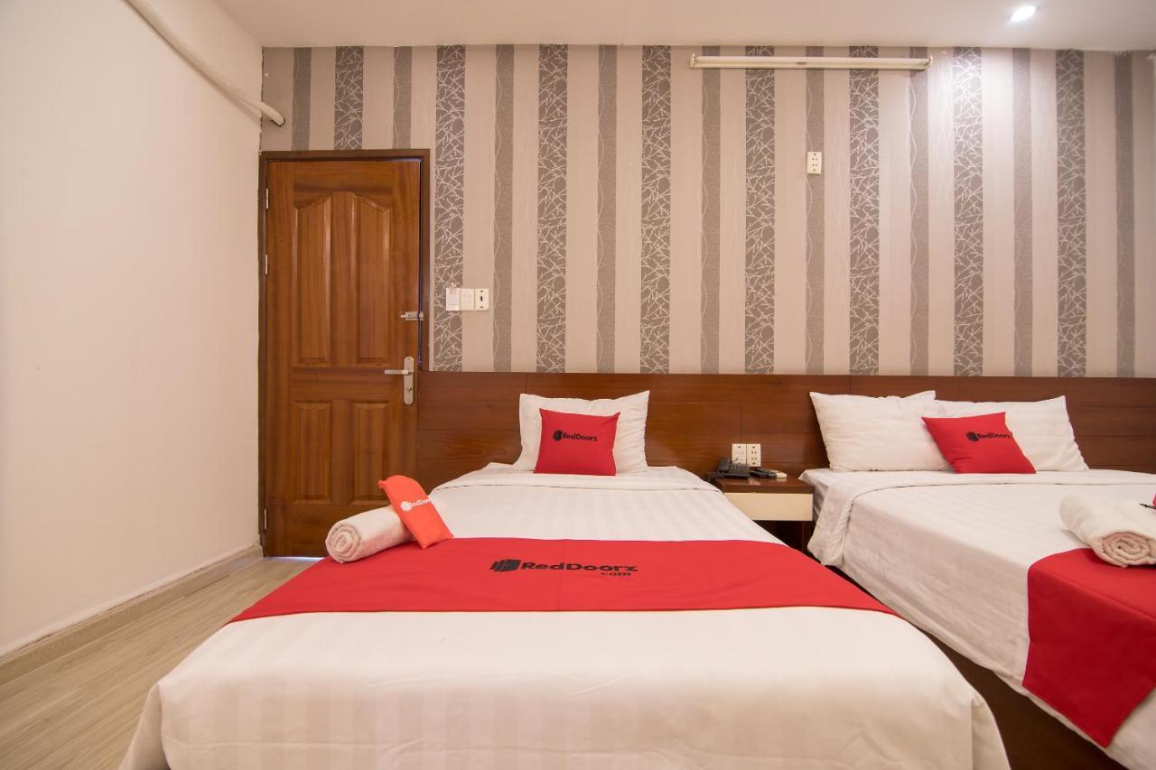 Reddoorz @ Pham Ngu Lao Street 3 Hotell Ho Chi Minh-staden Exteriör bild
