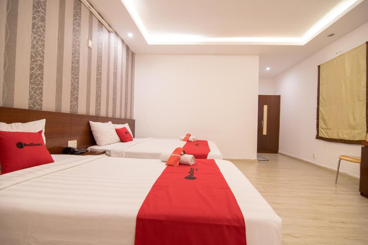 Reddoorz @ Pham Ngu Lao Street 3 Hotell Ho Chi Minh-staden Exteriör bild