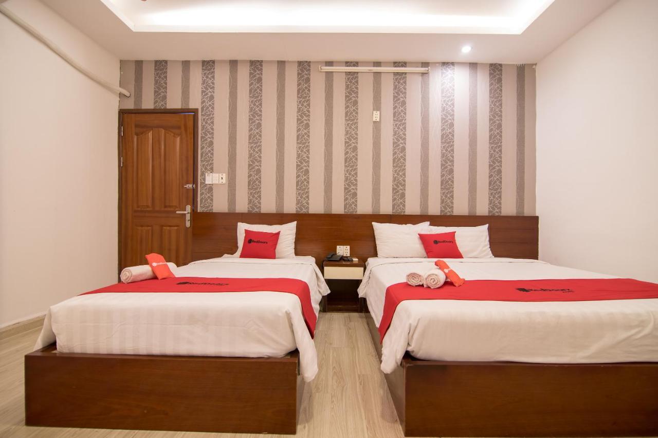 Reddoorz @ Pham Ngu Lao Street 3 Hotell Ho Chi Minh-staden Exteriör bild