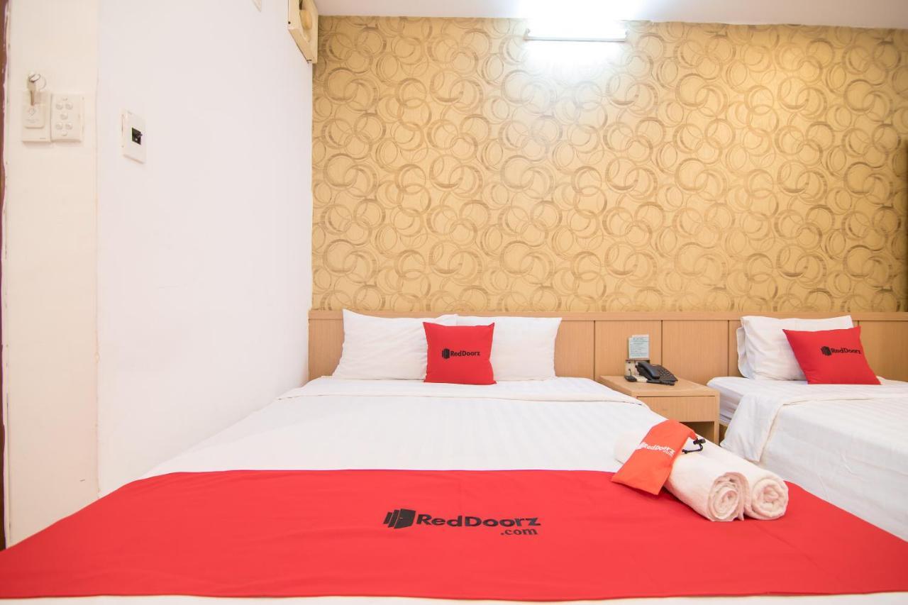 Reddoorz @ Pham Ngu Lao Street 3 Hotell Ho Chi Minh-staden Exteriör bild