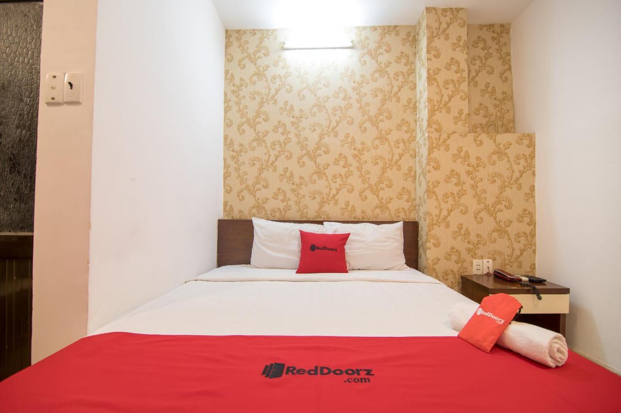 Reddoorz @ Pham Ngu Lao Street 3 Hotell Ho Chi Minh-staden Exteriör bild