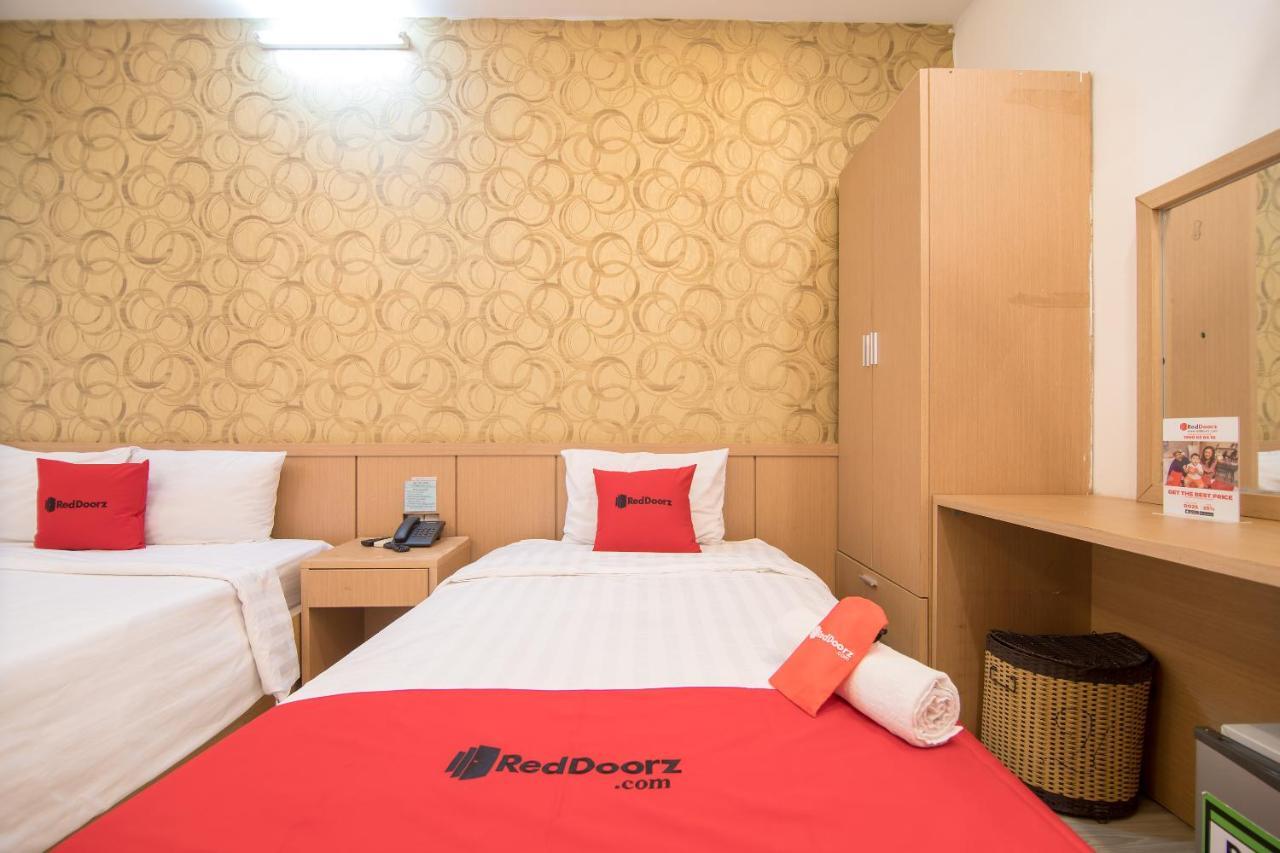 Reddoorz @ Pham Ngu Lao Street 3 Hotell Ho Chi Minh-staden Exteriör bild