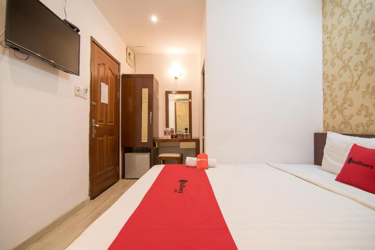 Reddoorz @ Pham Ngu Lao Street 3 Hotell Ho Chi Minh-staden Exteriör bild